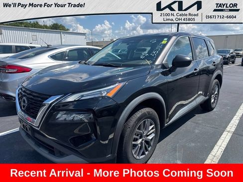 Used 2023 Nissan Rogue S AWD/4WD image 1