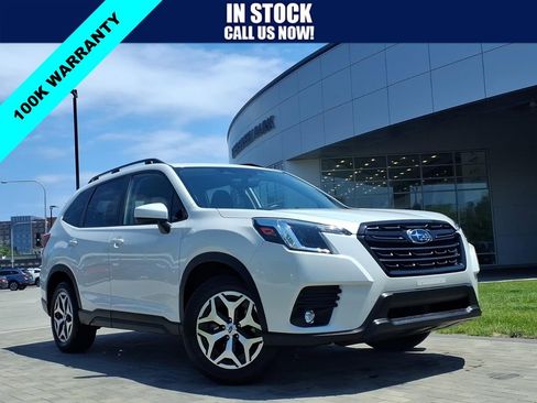 Certified 2024 Subaru Forester Premium AWD/4WD image 1