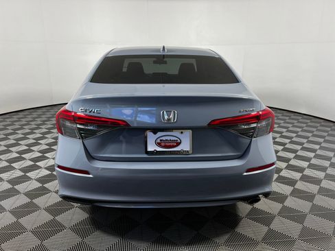 Used 2023 Honda Civic Sport image 6