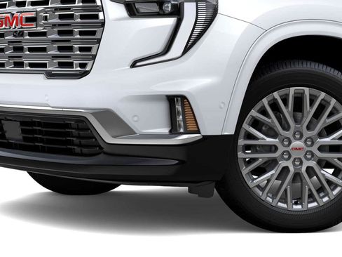 New 2026 GMC Acadia Denali FWD image 5