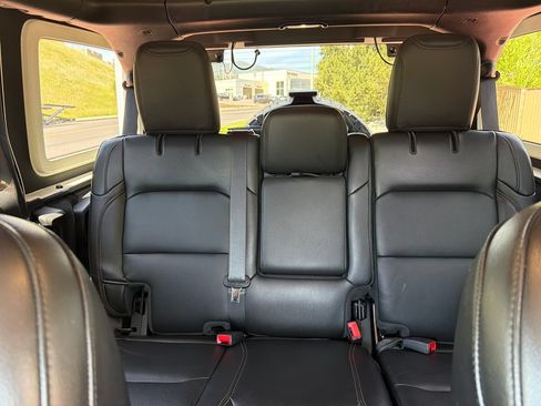 Used 2021 Jeep Wrangler Unlimited Rubicon AWD/4WD image 24