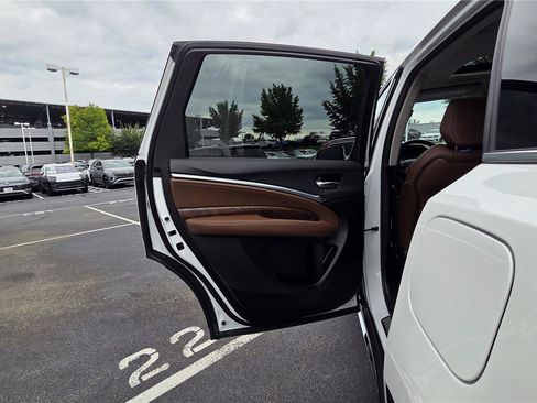Used 2020 Acura MDX SH-AWD w/ Technology Package image 28
