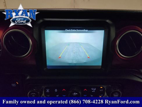 Used 2021 Jeep Wrangler Unlimited Rubicon image 13