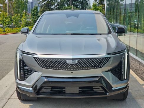 New 2026 Cadillac Optiq Luxury 1 AWD/4WD image 8