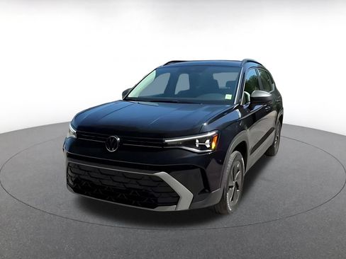 Used 2026 Volkswagen Taos S FWD image 7