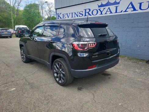 Used 2021 Jeep Compass Latitude AWD/4WD image 8
