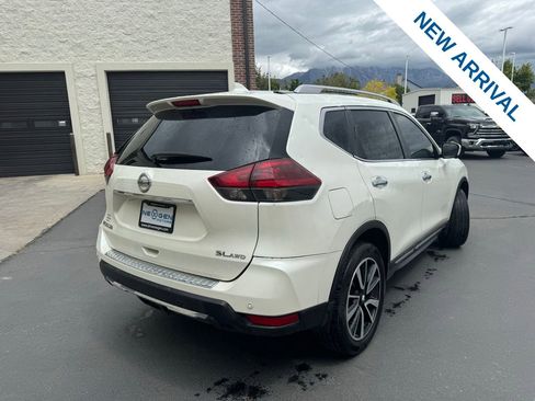 Used 2019 Nissan Rogue SL w/ Premium Package AWD/4WD image 7