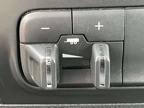 Used 2016 RAM 1500 Big Horn image 23