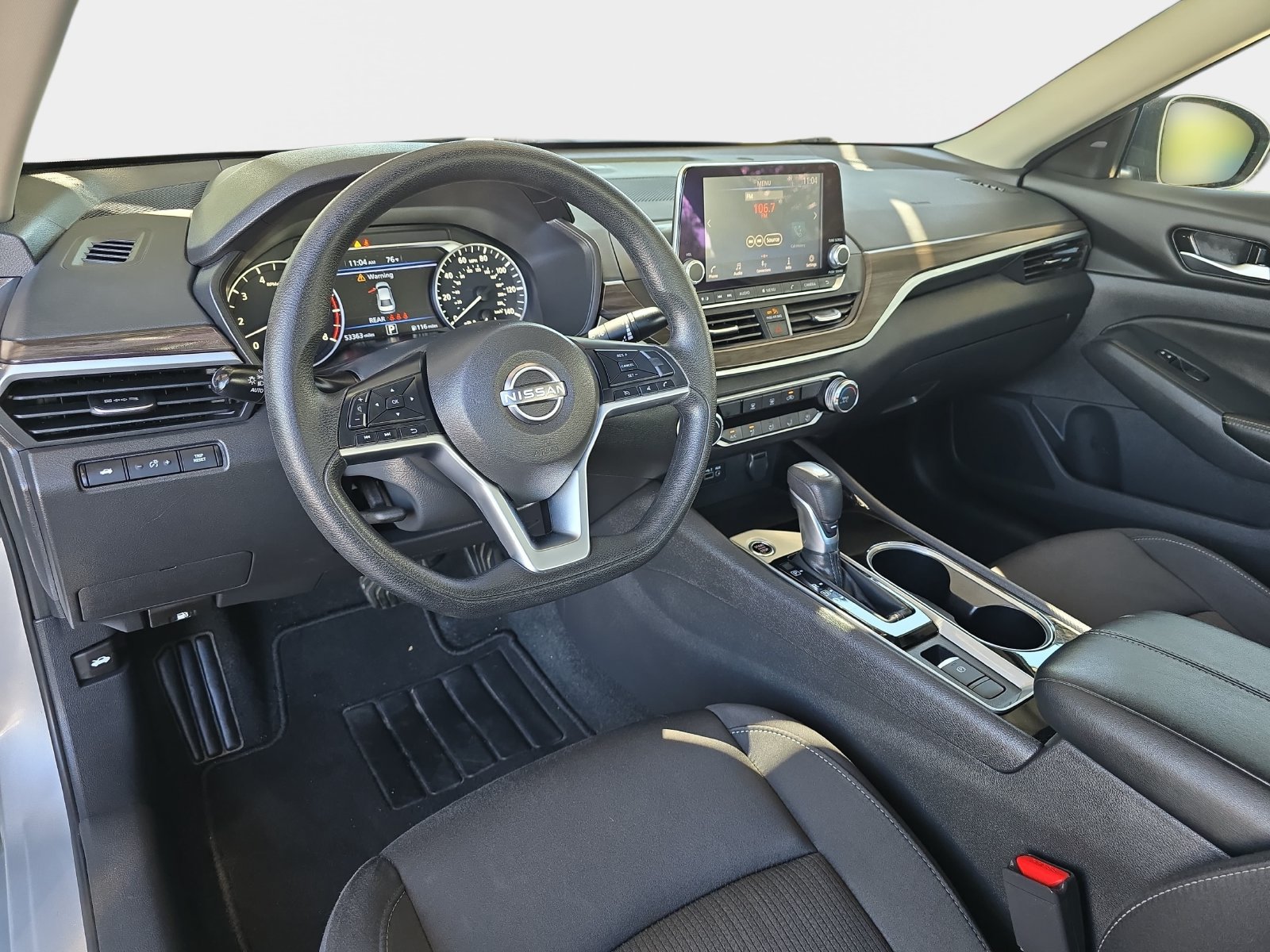 Used 2024 Nissan Altima 2.5 SV AWD/4WD image 18