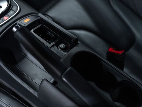 Used 2011 Audi R8 V10 AWD/4WD image 50