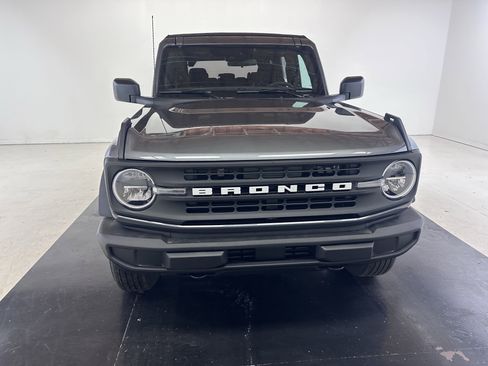 Used 2025 Ford Bronco 4-Door image 4