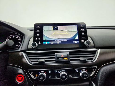 Used 2020 Honda Accord EX image 22