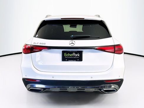 Used 2024 Mercedes-Benz GLC 300 image 7