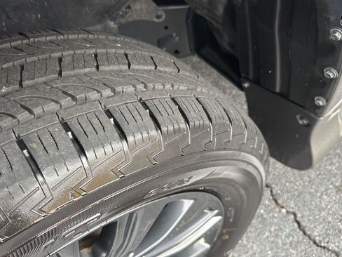 Used 2022 Lexus GX 460 Luxury w/ Sport Design Package image 38