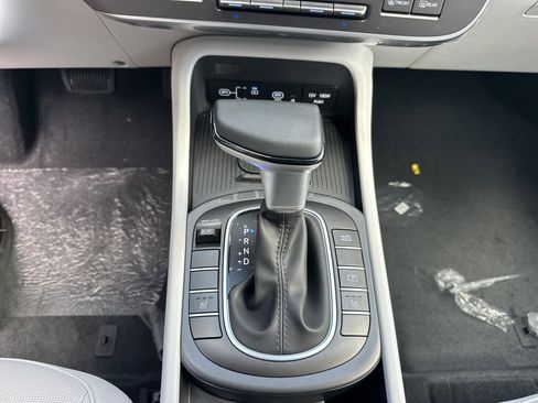 New 2026 Hyundai Kona SEL Sport FWD image 18
