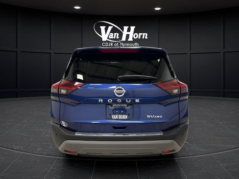 Used 2021 Nissan Rogue SV AWD/4WD image 6