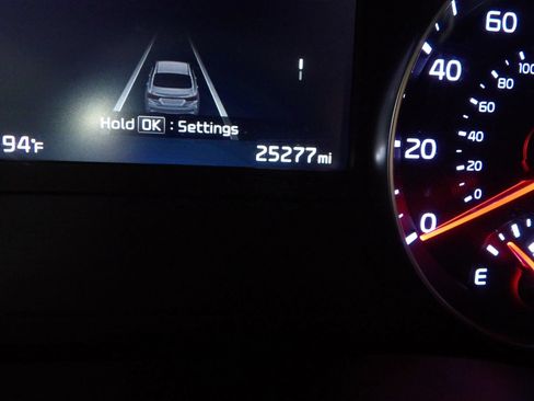 Used 2024 Kia Forte LXS w/ LXS Technology Package FWD image 16