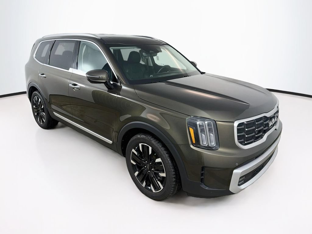 Used 2025 Kia Telluride SX w/ SX Captain's Chair Package AWD/4WD image 3