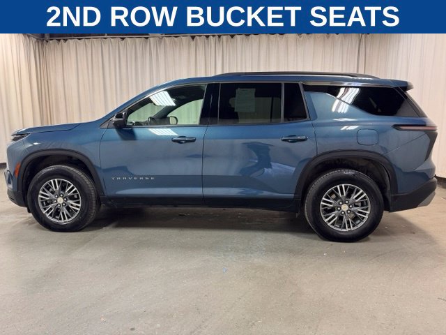 Used 2024 Chevrolet Traverse LT FWD image 8