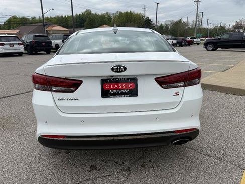 Used 2018 Kia Optima S FWD image 5