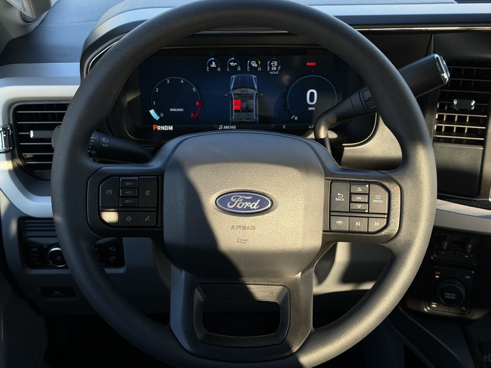 New 2027 Ford F250 XLT w/ XLT Premium Package AWD/4WD image 13