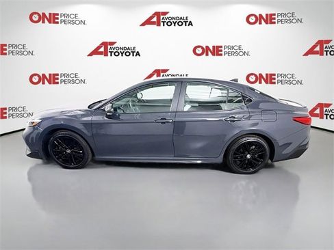 Certified 2025 Toyota Camry SE image 4