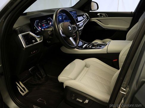 Certified 2024 BMW X5 xDrive40i w/ M Sport Package image 11