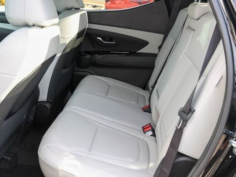 New 2025 Hyundai Santa Cruz Limited image 13