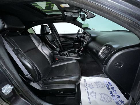 Used 2019 Dodge Charger SXT w/ Plus Group AWD/4WD image 29