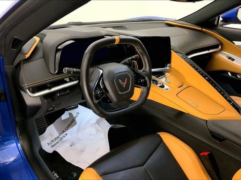 Used 2021 Chevrolet Corvette Stingray Preferred Cpe w/ Engine Appearance Package RWD image 19