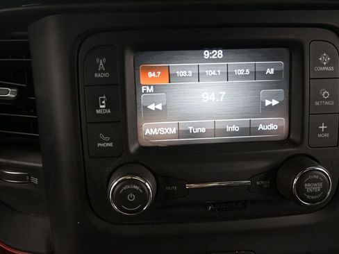Used 2020 RAM 1500 Rebel AWD/4WD image 23
