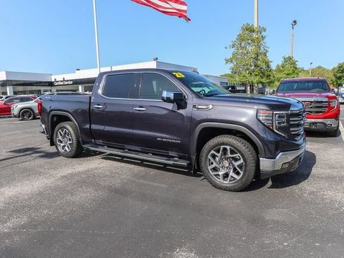 Used 2023 GMC Sierra 1500 SLT w/ SLT Premium Plus Package AWD/4WD image 12
