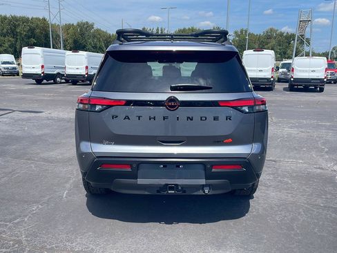 Used 2026 Nissan Pathfinder Rock Creek AWD/4WD image 4