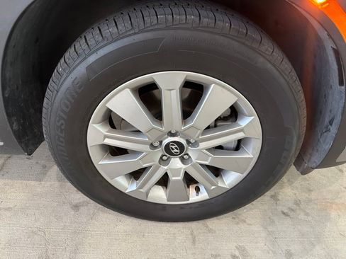 Used 2025 Hyundai Palisade SEL FWD image 15
