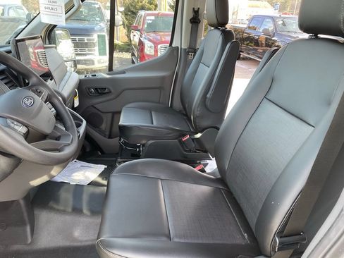New 2026 Ford Transit 250 Low Roof RWD image 8