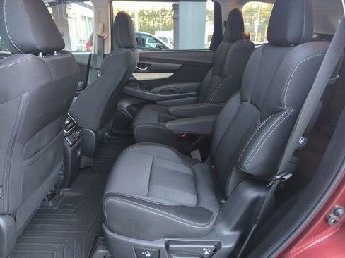 Used 2021 Subaru Ascent Premium w/ Convenience Package image 29
