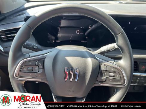 Used 2025 Buick Encore GX Preferred AWD/4WD image 18