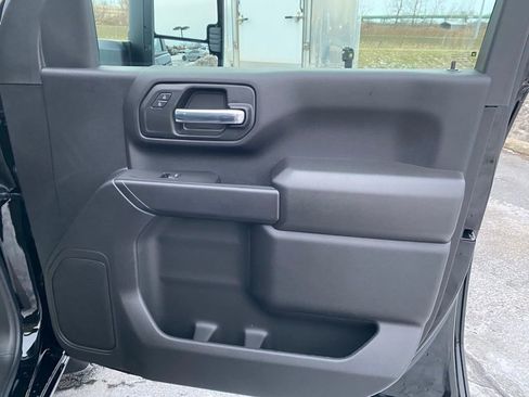 New 2025 Chevrolet Silverado 3500 W/T image 18