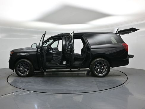 New 2025 Ford Expedition Max Platinum w/ Stealth Performance Package image 53