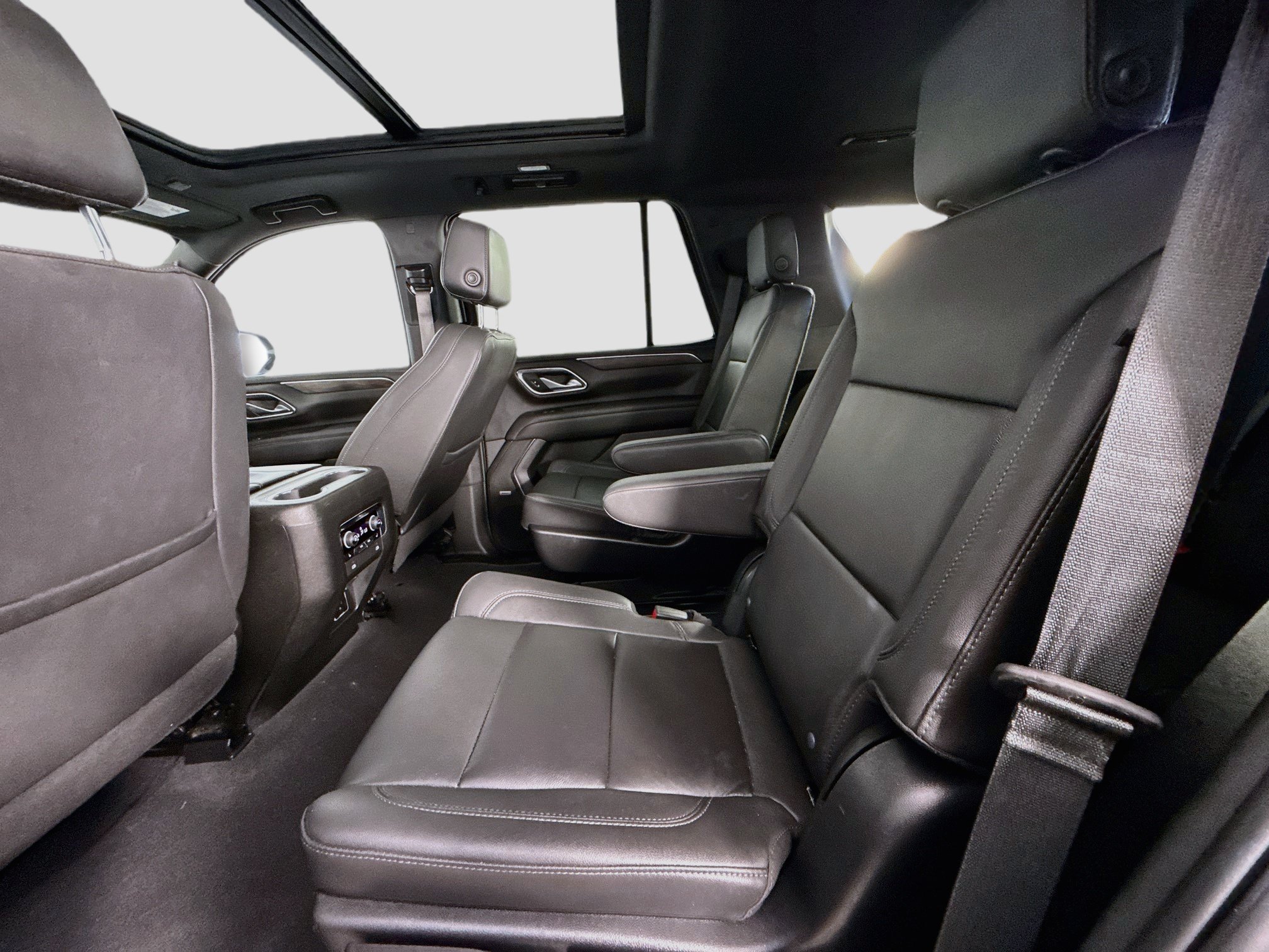 Used 2022 Chevrolet Tahoe LT w/ LT Signature Plus Package RWD image 27