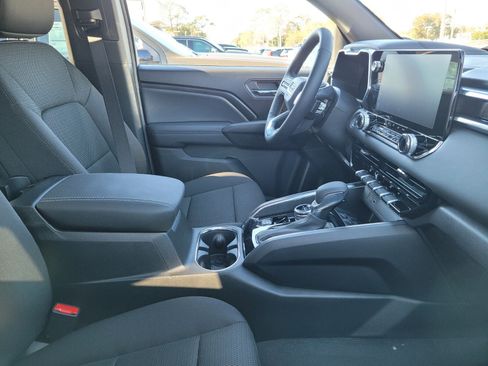 New 2025 GMC Canyon Elevation w/ Convenience Package image 12