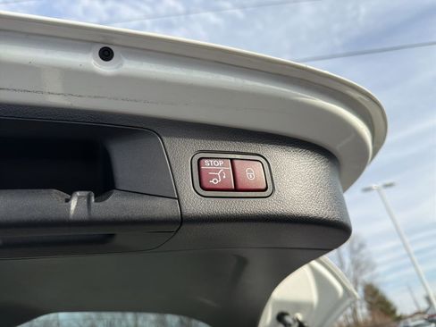 Used 2022 Mercedes-Benz GLA 250 4MATIC image 22