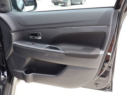 Used 2022 Mitsubishi Outlander Sport FWD image 30