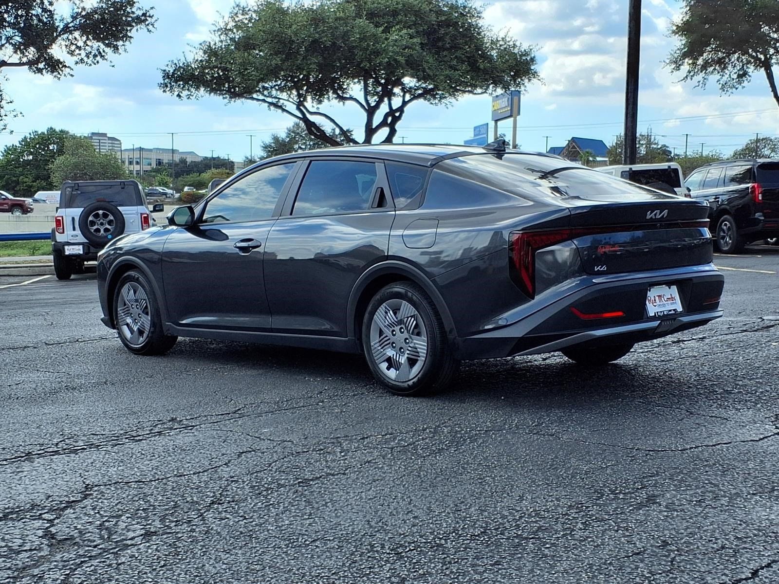 Used 2025 Kia K4 FWD image 8
