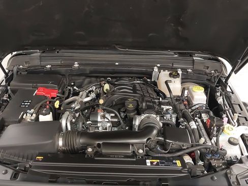 Used 2022 Jeep Wrangler Rubicon w/ Steel Bumper Group image 30