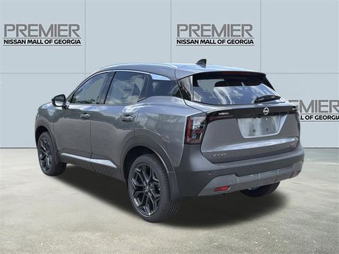 New 2026 Nissan Kicks SR FWD image 24