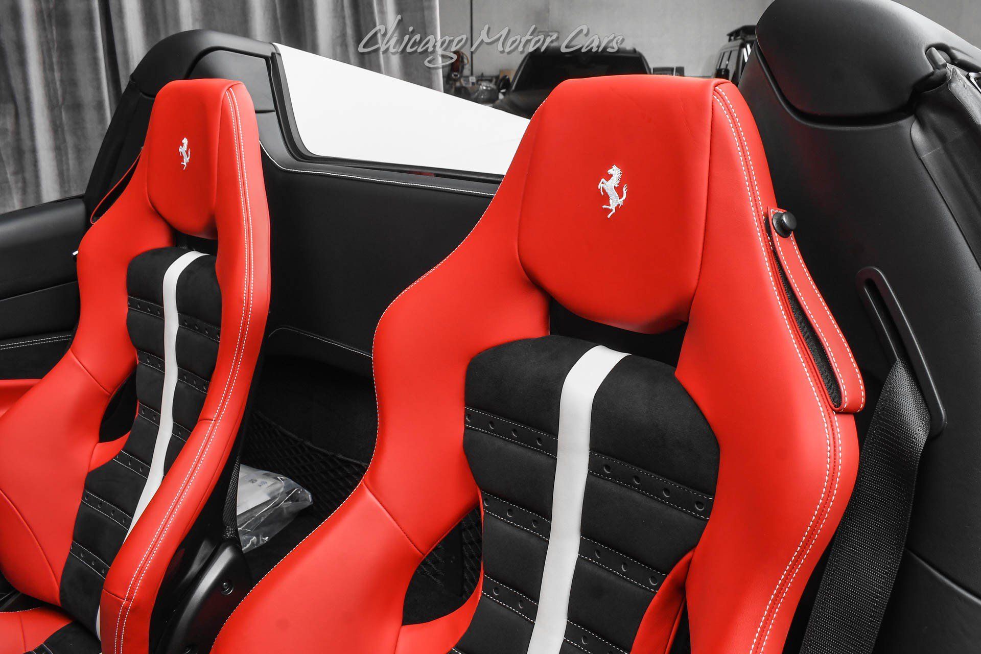 Used 2023 Ferrari F8 Tributo RWD image 22