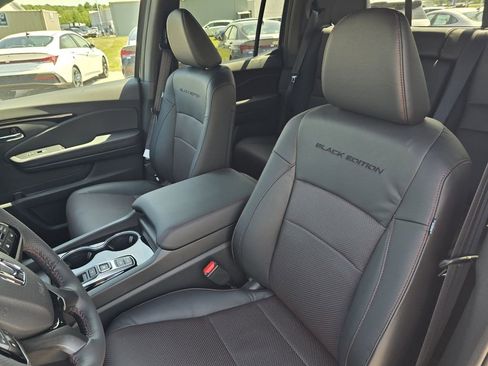 New 2026 Honda Ridgeline Black Edition image 15