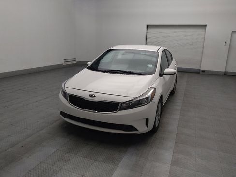 Used 2017 Kia Forte S image 15