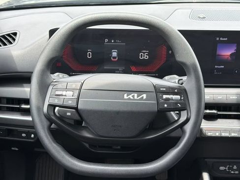 Used 2025 Kia K4 FWD image 22